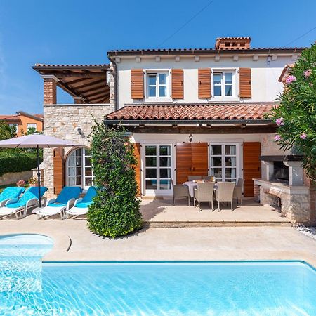 Villa Mia Lea Tar-Vabriga ภายนอก รูปภาพ