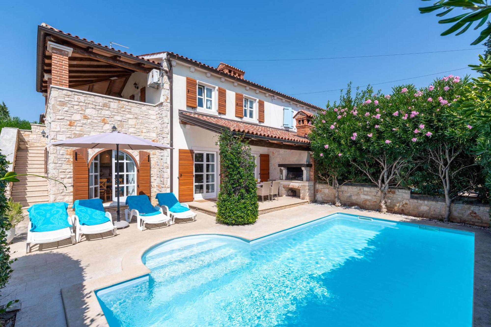 Villa Mia Lea Tar-Vabriga ภายนอก รูปภาพ