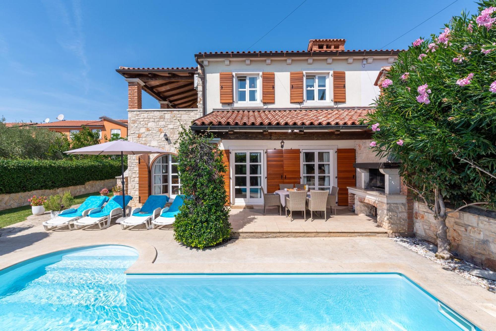 Villa Mia Lea Tar-Vabriga ภายนอก รูปภาพ